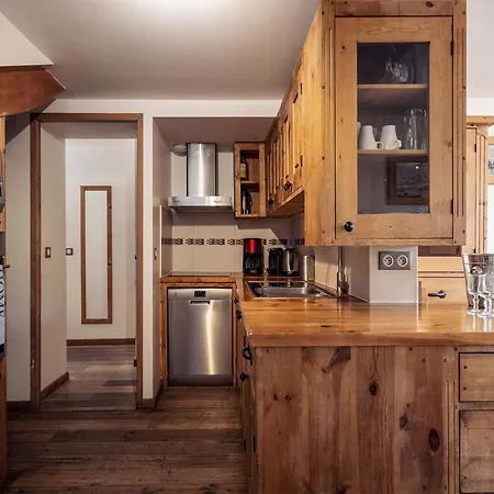 Cozy Chalet With Sauna Use