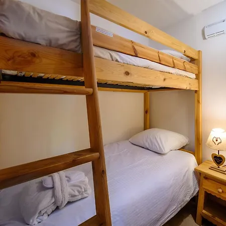 Cozy Chalet With Sauna Use * Huez